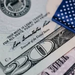 “نجوم على السجادة الحمراء وجوائز مهرجان”جولدن كلوب