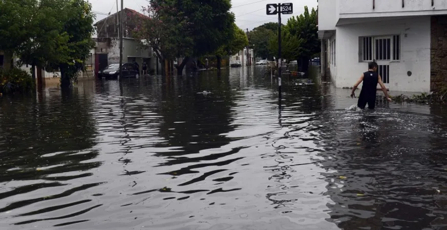 وفاة 6 أشخاص على الأقل بسبب العواصف في الارجنتين 5 - CJ العربية 899546 1108260301 - CJ العربية