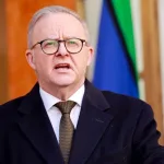 القوات الإسرائيلية تُصدر أوامر إخلاء جماعية جديدة في غزة، مما يدفع المدنيين نحو الحدود