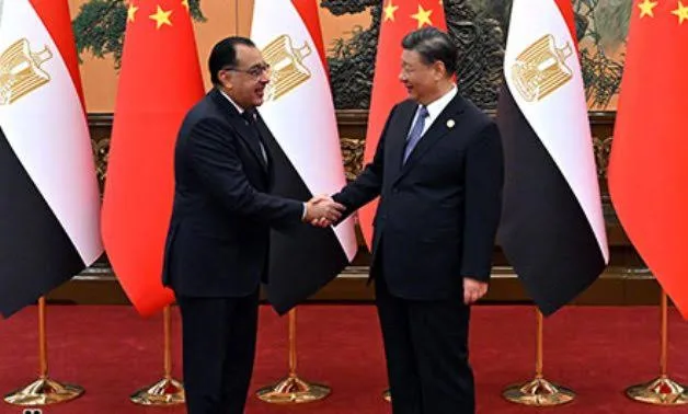 الرئيس الصيني شي يلتقي رئيس الوزراء المصري مصطفى مدبولي خلال قمة تيانجين 8 - CJ العربية IMG 0721 - CJ العربية