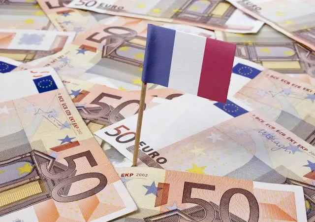 الأسواق الفرنسية تتراجع واليورو تحت الضغط مع تصاعد المخاوف الاقتصادية في أوروبا 5 - CJ العربية IMG 1626 - CJ العربية