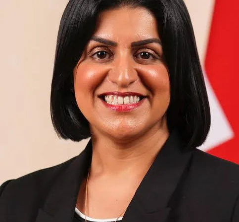 شبانه محمود وزيرة الداخليه البريطانيه