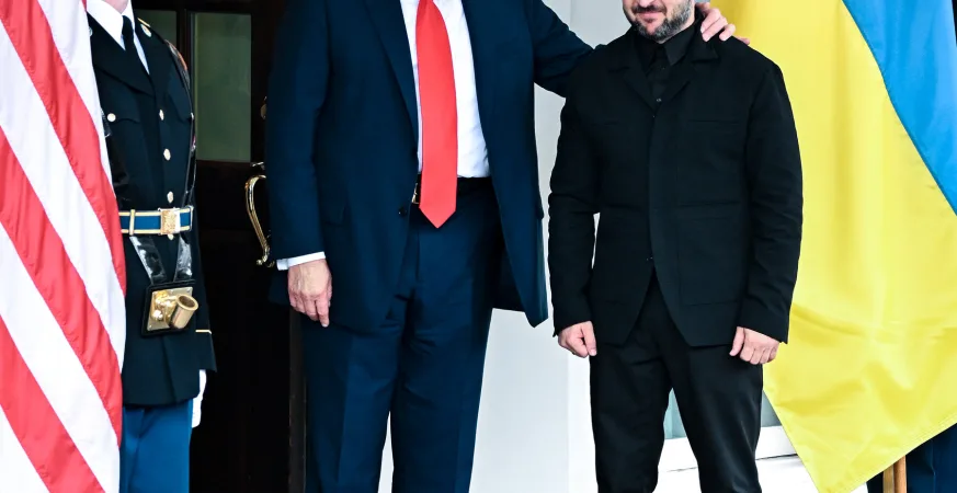 خطة ترامب لوقف حرب أوكرانيا 6 - CJ العربية ترامب و زيلنسكي