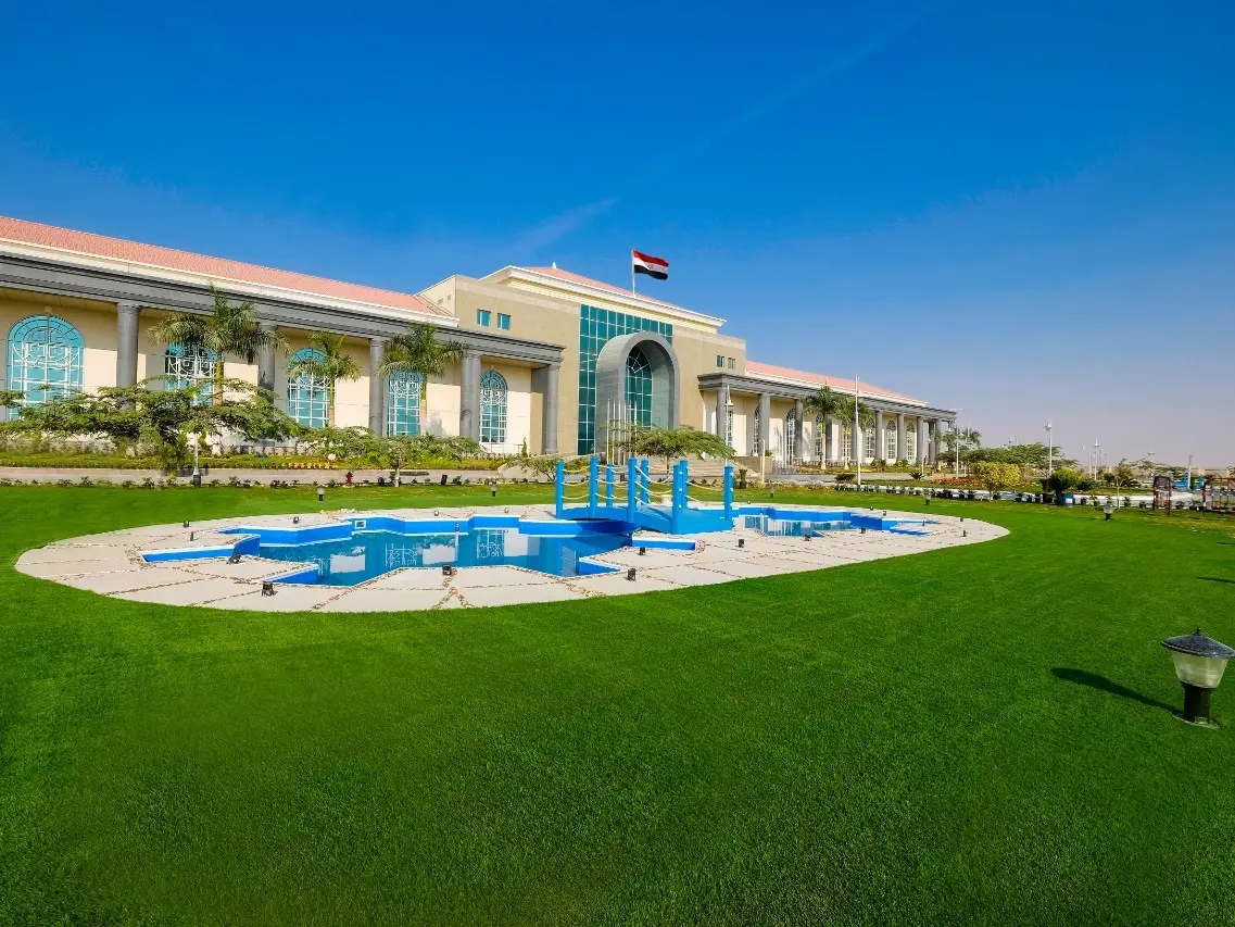 قناة السويس الهيئة الاقتصادية