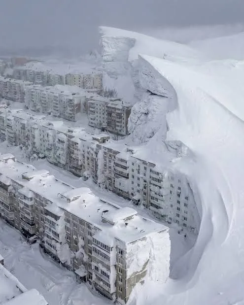 المناخ ٢٠٢٦ ©️castlejournal