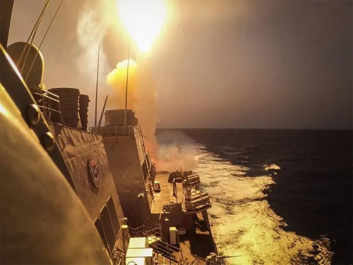 القيادة الأمريكية المركزية تشن 2000 ضربة على مواقع إيرانيه خلال ١٠٠ ساعه الاخيرة تنهي على قيادة ايران 6 - CJ العربية IMG 4467 - CJ العربية