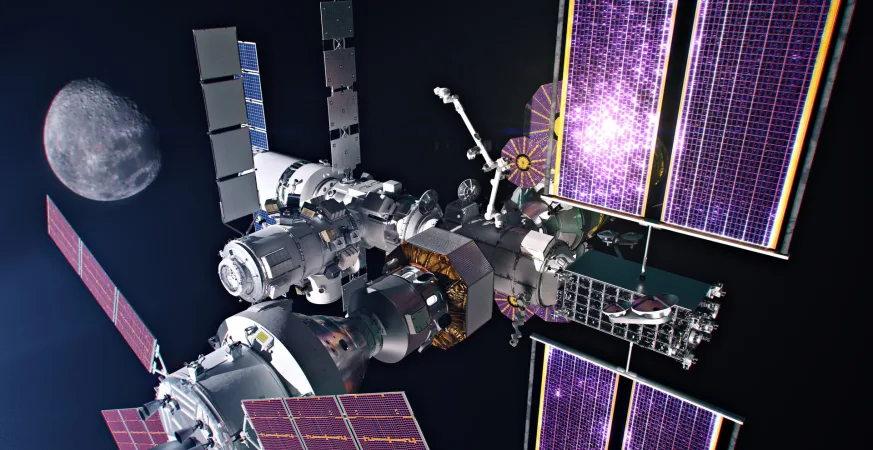 بعثة "أرتميس 5" تعلن اكتشاف كميات ضخمة من المياه المتجمدة في فوهات القطب الجنوبي للقمر 5 - CJ العربية أرتميس ٥