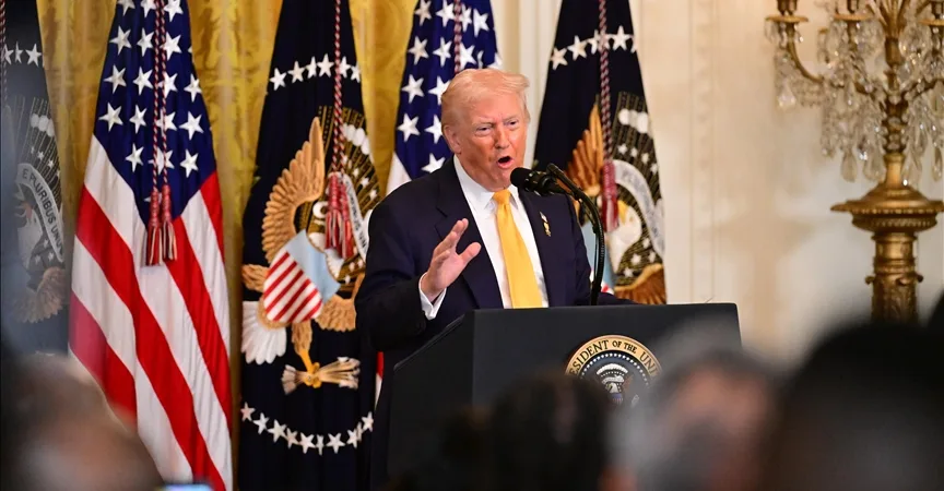 الرئيس الامريكي دونالد ترامب